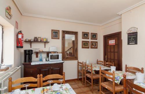 Queveda House | Pet-Friendly Retreat at La Casa de Mamasita - Family Friendly