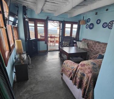Pitres House | Pet-Friendly Retreat at La Casa Rural de Paco y Ana