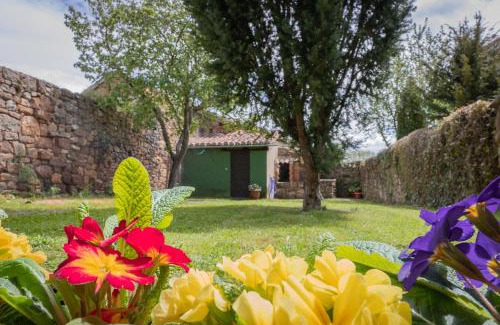 Salinas de Pisuerga House | Discover La Casa de Salinas: Oceanfront & Pet Friendly Retreat