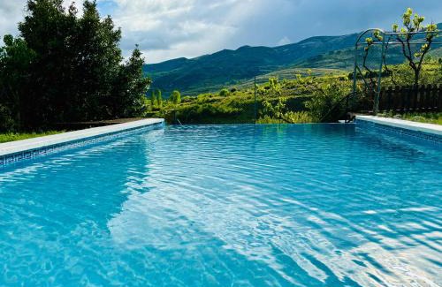 Nestares House | Discover La Casa de Serafín y Manoli - 4-Star Family Haven