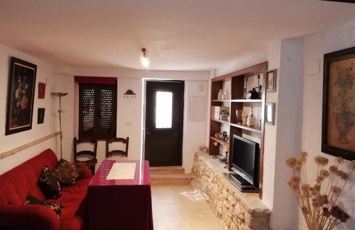 Tozar House | Pet-Friendly Retreat at La Casa de Tento - Rated 9.4/10