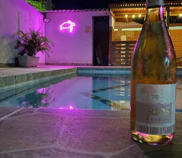 Santa Veronica House | Pet-Friendly Retreat at La Casa De Vero - 4-Star Comfort