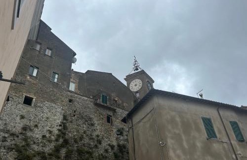 Tolfa Apartment | La Casa Dei Fiori