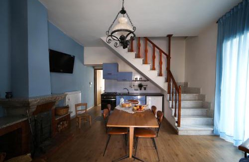 Brienza House | Experience La Casa Del Borgo: Pet Friendly & Family-Friendly