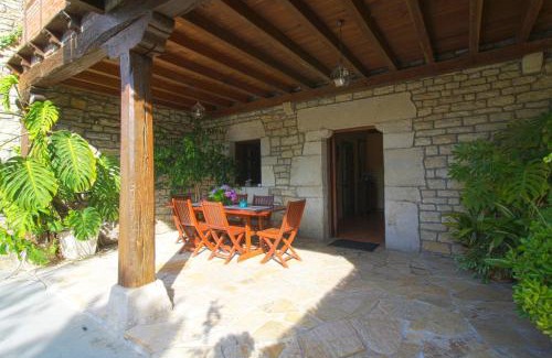 Suances House | Oceanfront Getaway at La Casa del Bosco - 4 Star Retreat