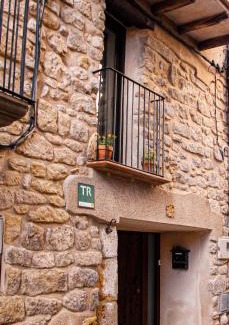 Horta de Sant Joan House | Pet-Friendly Retreat at La Casa del Castell, Rated 9.6/10