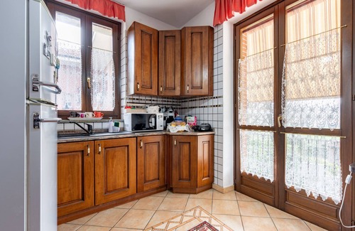 Montegrosso dʼAsti House | Relax at La Casa del Nonno with Pool & Spa Amenities