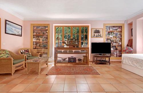 Agaete House | Discover La Casa del Molino de Viento: Family-Friendly Retreat