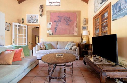 Agaete House | Discover La Casa del Molino de Viento: Family-Friendly Retreat