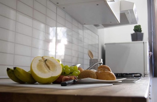Old Town Apartment | Experience La Casa del Moro: Prime Location in Catania