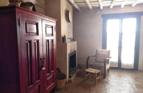 Candelario House | Family-Friendly Stay at La Casa del Muérdago - Rated 9/10
