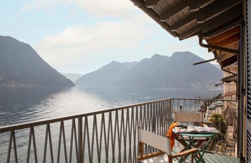 Colonno Apartment | Experience Comfort at La Casa del Pescatore - 4 Stars