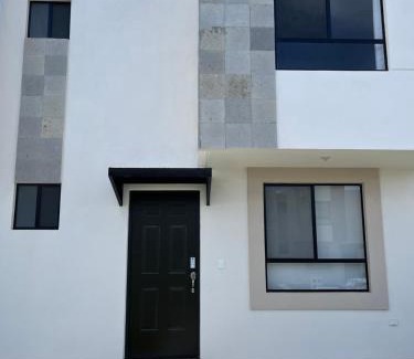 Queretaro House | Discover La Casa del Rincon: Guest Rated 9/10 with Breakfast