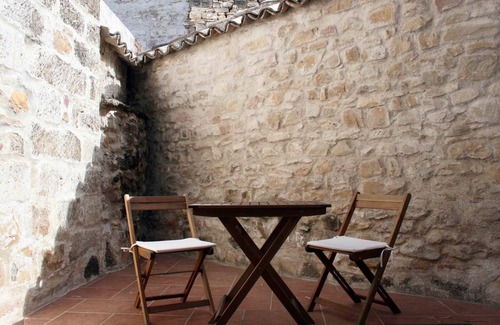 Old Town Baeza Cottage | Cozy La Casa del Seise with Spa for Up to 4 Guests