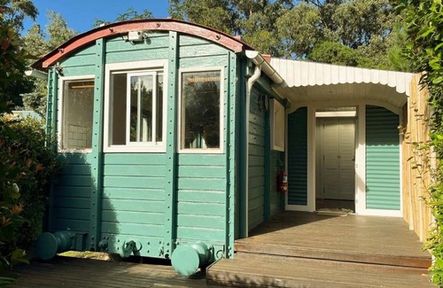 Los Acantilados House | Pet-Friendly Retreat at La Casa Del Vagon - Rated 10/10