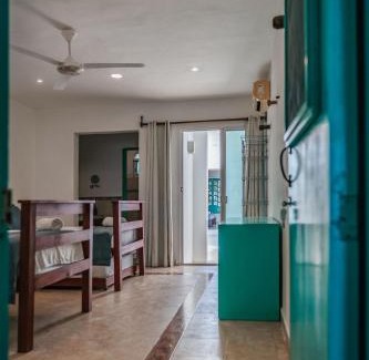 Chicxulub Puerto House | La Casa Del Velero, Beachfront