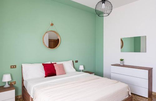 Rocca San Giovanni Apartment | Discover La Casa del Viaggiatore - Family-Friendly Retreat