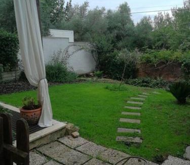 Marcellina Apartment | Kid-Friendly Getaway at La Casa delle Ciliegie with Hot Tub