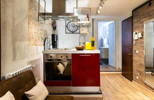 Centro Storico Nord Apartment | Discover La Casa dello Stilista: 4-Star Gem for Families