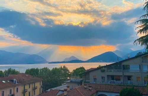 Laveno Apartment | La casa di Alberto lake view