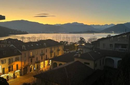 Laveno Apartment | La casa di Alberto lake view