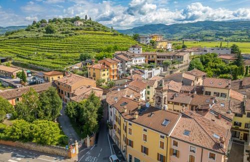 Pedemonte Apartment | Explore Family-Friendly Comfort at La Casa di Aleida