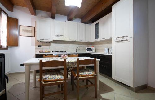 Comacchio Apartment | Pet-Friendly Retreat: La Casa di Ambra Comacchio, Rated 9.6
