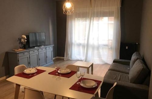 Sant'Eustacchio Apartment | Discover La Casa di Anna: Family-Friendly Retreat with Balcony