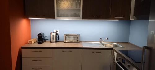 Sant'Eustacchio Apartment | Discover La Casa di Anna: Family-Friendly Retreat with Balcony