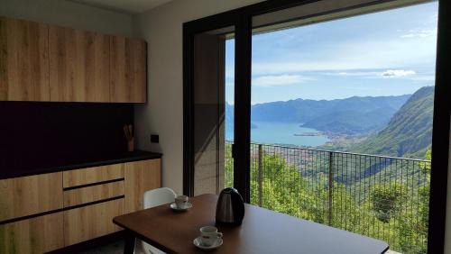 Rogno House | Family-Friendly Retreat at La Casa di Cesare - 4 Stars