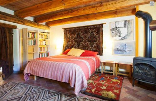 Marmora House | Pet-Friendly Retreat: La casa di Chiara with High Guest Ratings