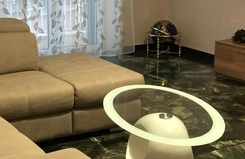 Carignano Apartment | Ideal Family Retreat at La casa di Claudia - Rated 9/10