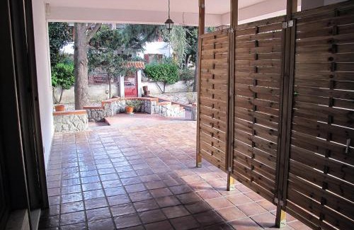 Nocera Inferiore Apartment | Discover la casa di Emilia: Pet-Friendly Retreat with Hot Tub