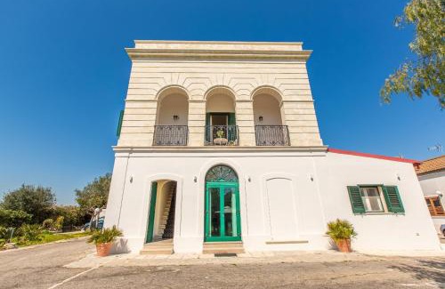 Brindisi Apartment | Welcome to La casa di Lucrezia: Family-Friendly Retreat