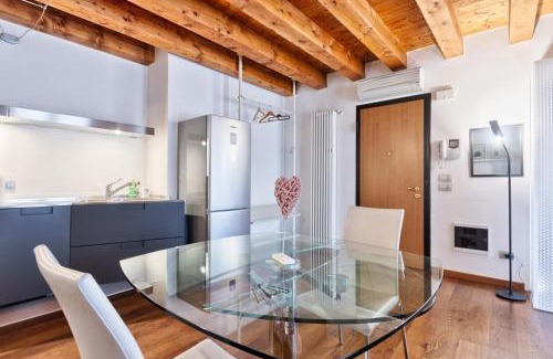 Vicenza Apartment | Experience Comfort at La Casa di Leo - Guest Rated 9/10