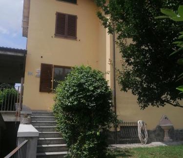 Basaluzzo House | Exceptional Villa Experience at La Casa di mamma Gianna