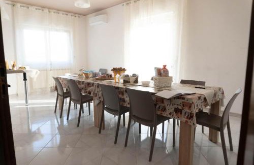 Castrofilippo Bed & Breakfast | Family-Friendly Getaway at LA CASA DI MAMMA 'NTO