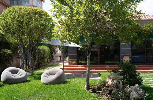 Mascalucia Villa | Garden Villa Retreat: La casa di Masina with Pool & Ocean View