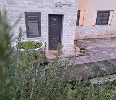 Busso House | Family-Friendly Stay at La Casa di Mezzo Near Hospitals