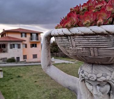 Busso House | Family-Friendly Stay at La Casa di Mezzo Near Hospitals