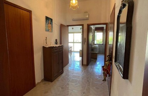 Salemi Bed & Breakfast | Charming La casa di Mussiù: Pet-Friendly Family Getaway