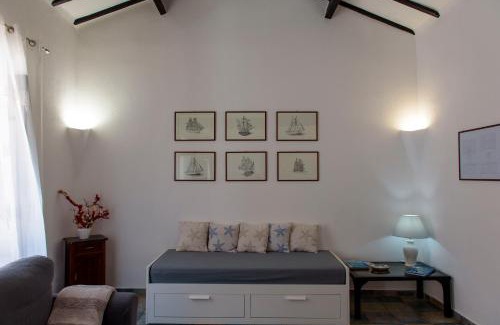 Santa Teresa di Gallura House | Discover La casa di Nì: Family-Friendly Escape, 9.7/10