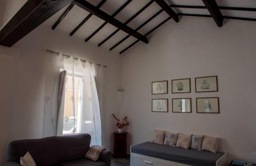 Santa Teresa di Gallura House | Discover La casa di Nì: Family-Friendly Escape, 9.7/10