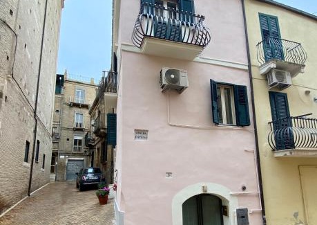 Vasto House | Discover La casa di Nonna Clo in Central Vasto - Rated 9.9