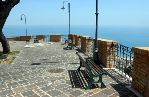 Silvi Paese Apartment | Discover La Casa di Nonno Baffo - Heart of Silvi Paese