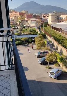 Torre Annunziata House | Family-Friendly La Casa di Poppea with Vesuvius Views