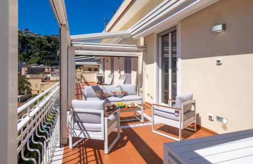 Sorrento Historic Centre Apartment | Stunning La Casa di Terry with Gorgeous Sorrento Views