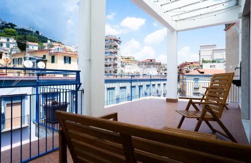 Vittorio Emanuele Apartment | Discover La casa di Toto: 4-Star Gem with Top Ratings