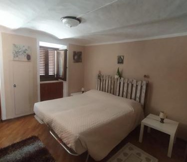 Boves Apartment | Budget-Friendly La Casa di Vitto: Pet & Child Friendly Stay