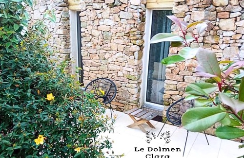 Plounevez-Lochrist House | Unwind at La Casa du Dolmen Clara with Oceanfront Spa